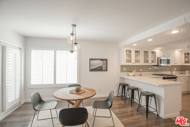 1440 12TH Street, Manhattan Beach, California 90266, 3 Bedrooms Bedrooms, ,3 BathroomsBathrooms,Residential,Sold,12TH,18380276 1440 12TH Street, Manhattan Beach, California 90266, 3 Bedrooms Bedrooms, ,3 BathroomsBathrooms,Residential,Sold,12TH,18380276