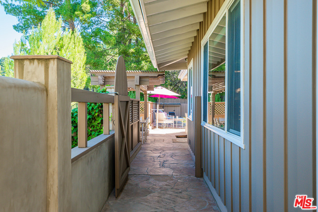 3 Bed Home for Sale in Sherman Oaks, California