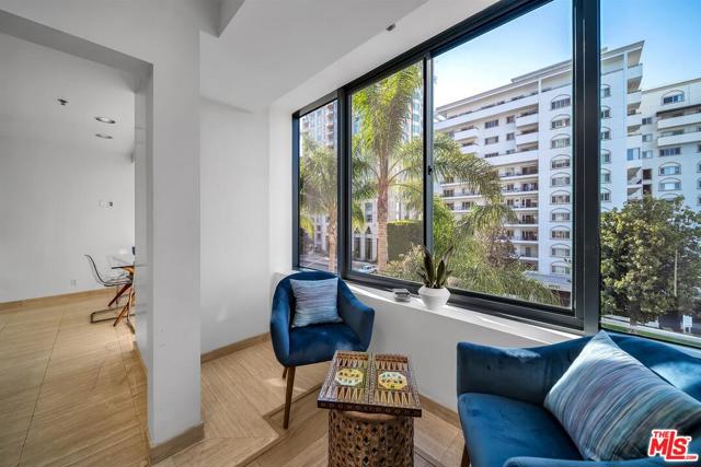 2 Bed Home for Sale in Los Angeles, California