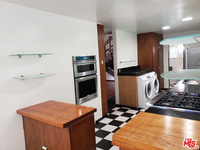 3 Bed Home for Sale in Sherman Oaks, California