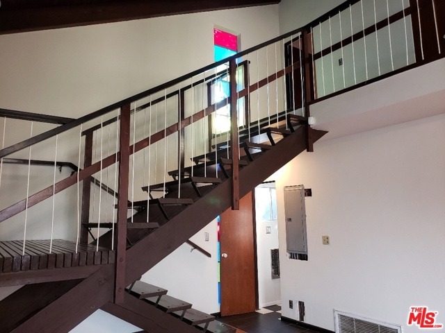 3 Bed Home for Sale in Sherman Oaks, California