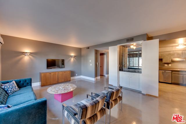 1 Bed Home for Sale in Los Angeles, California
