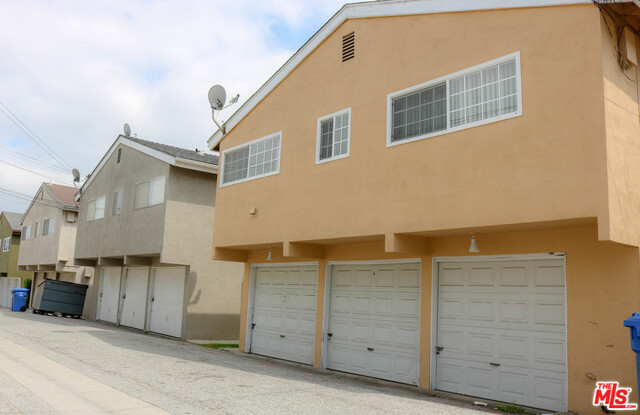 1215 AMETHYST Street, Redondo Beach, California 90277, ,Residential Income,Sold,AMETHYST,18329800