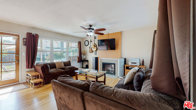 3 Bed Home for Sale in Hawthorne, California