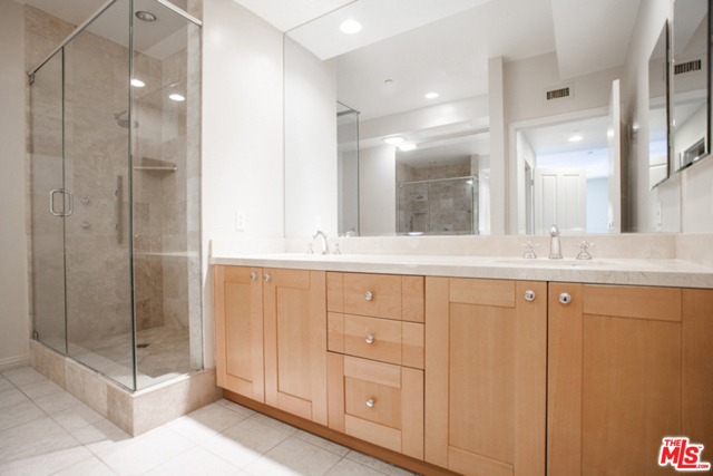 2 Bed Home for Sale in Beverly Hills, California