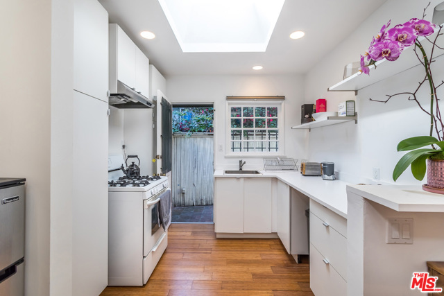  Income Home for Sale in West Hollywood, California