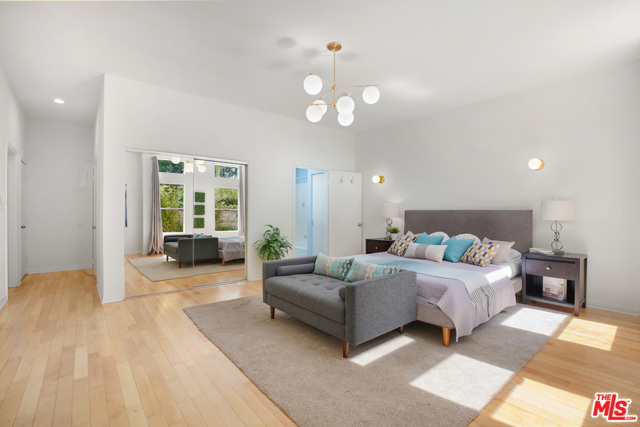 3 Bed Home for Sale in Venice, California