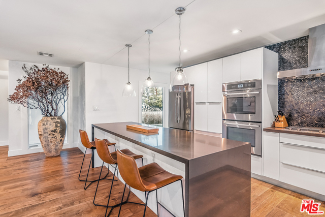 4 Bed Home for Sale in Venice, California