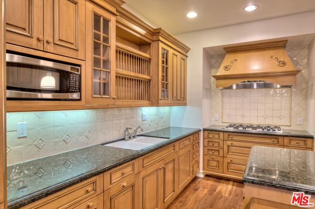 2 Bed Home for Sale in Los Angeles, California