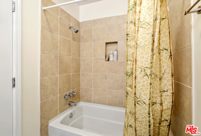 2 Bed Home for Sale in Los Angeles, California