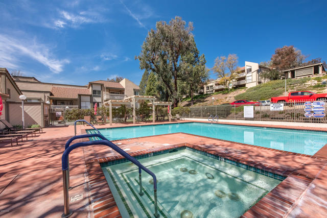 2 Bed Home for Sale in Thousand Oaks, California