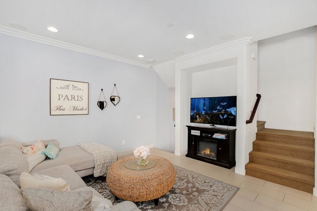 5073 Cascade Way