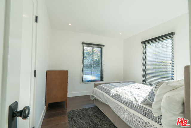 402 VIA SAN SEBASTIAN, Redondo Beach, California 90277, 3 Bedrooms Bedrooms, ,1 BathroomBathrooms,Residential,Sold,VIA SAN SEBASTIAN,19437562