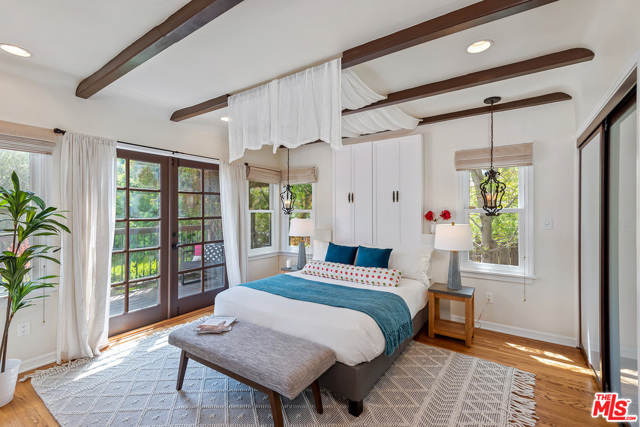 2 Bed Home for Sale in Los Angeles, California