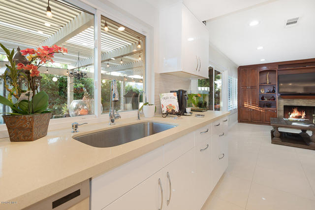 5 Bed Home for Sale in Agoura Hills, California