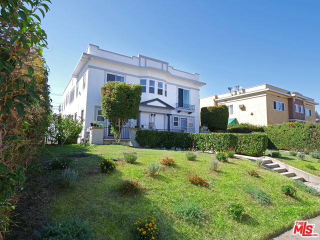 1 Bed Home for Sale in Los Angeles, California