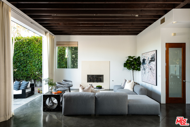 3 Bed Home for Sale in Venice, California