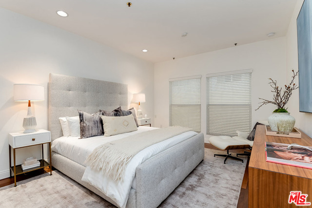3 Bed Home for Sale in Los Angeles, California