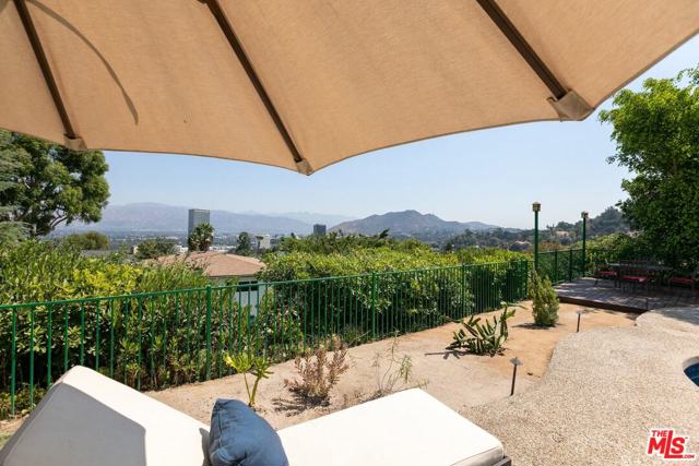 3 Bed Home for Sale in Studio City, California