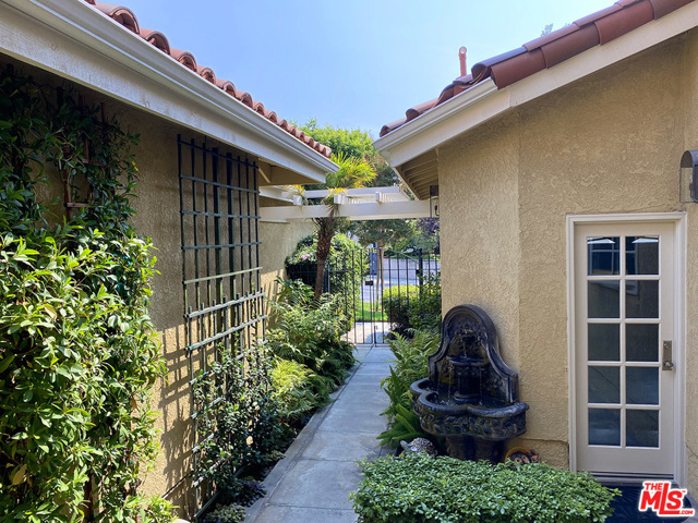 View From Front Door to Street