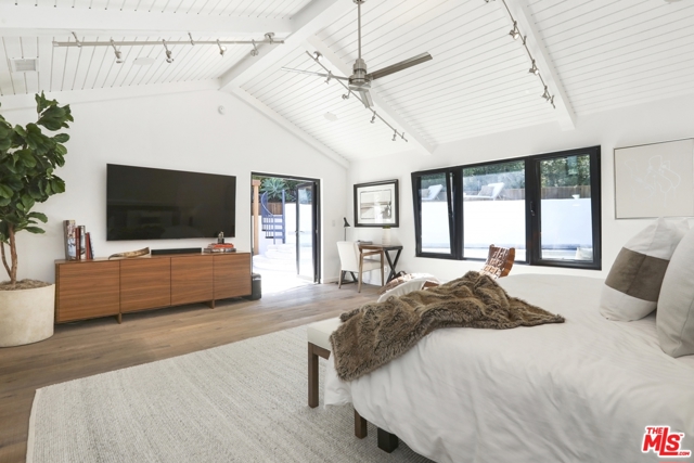 3 Bed Home for Sale in Los Angeles, California