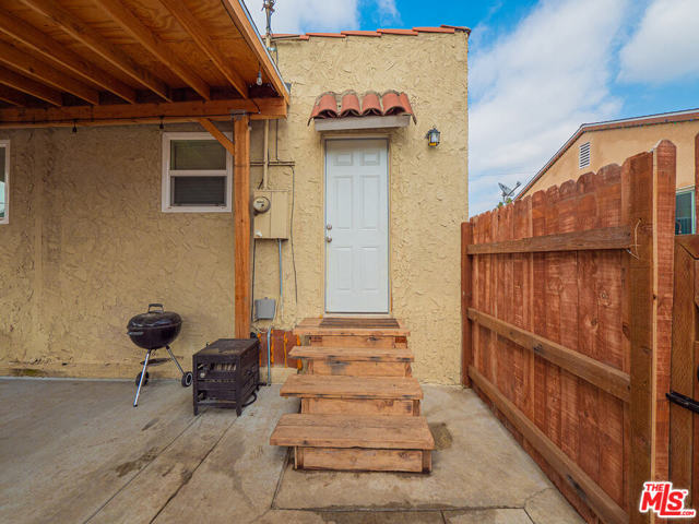 3 Bed Home for Sale in Compton, California