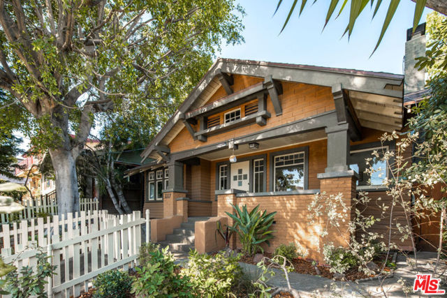 2 Bed Home for Sale in Los Angeles, California
