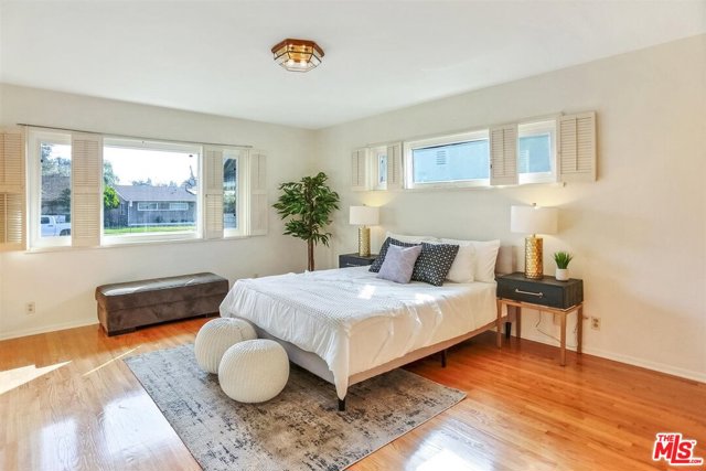 4 Bed Home for Sale in Sherman Oaks, California