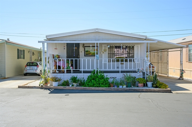 677 G St