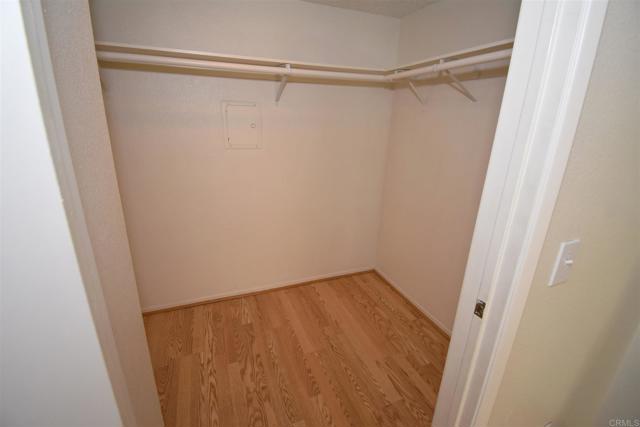 http://media.crmls.org/mediaz/B406E25A-B592-4AE8-9E63-F67473757E27.jpg