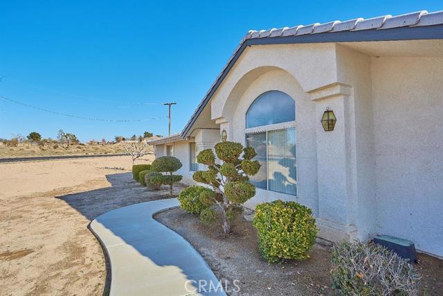 14079 Monte Verde Road, Apple Valley, CA, 92307 14079 Monte Verde Road