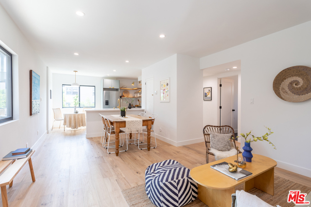 2 Bed Home for Sale in Venice, California