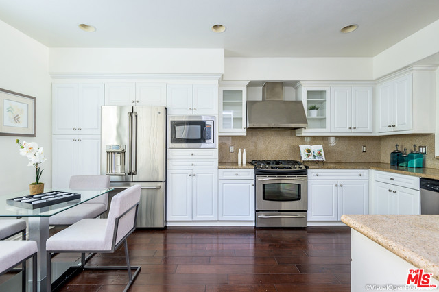 2 Bed Home for Sale in Playa Vista, California
