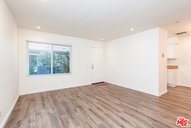 2 Bed Home for Sale in North Hollywood, California