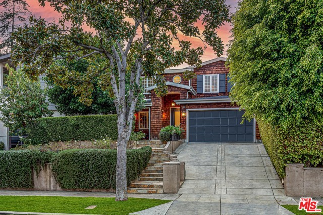 5 Bed Home for Sale in Studio City, California