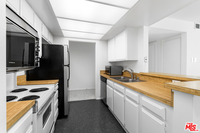 2 Bed Home for Sale in West Hollywood, California