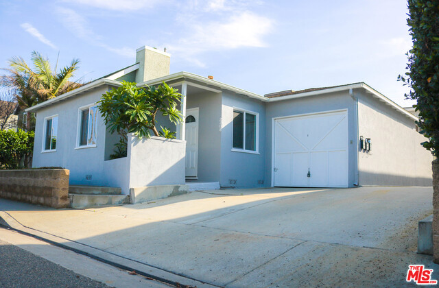 2208 MANHATTAN BEACH, Redondo Beach, California 90278, ,Residential Income,Sold,MANHATTAN BEACH,18304590