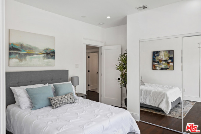 3 Bed Home for Sale in Los Angeles, California