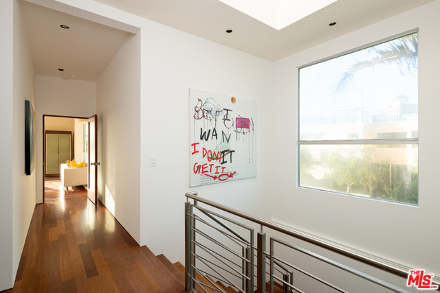 3 Bed Home for Sale in Venice, California