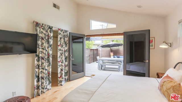 4 Bed Home for Sale in Venice, California