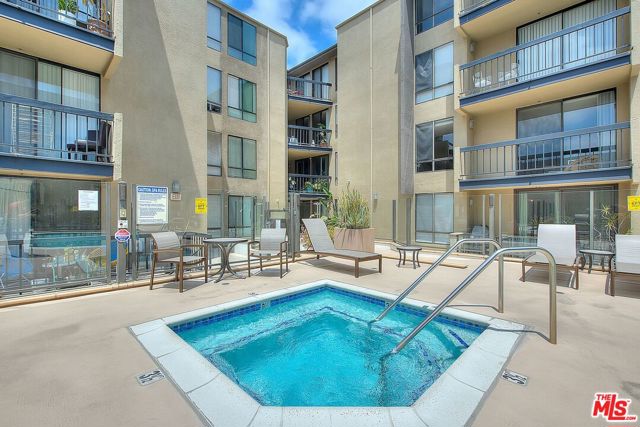 2 Bed Home for Sale in Los Angeles, California