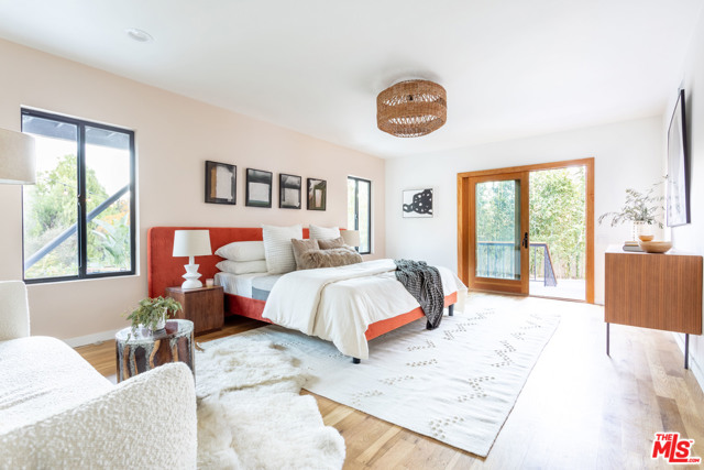 4 Bed Home for Sale in Los Angeles, California