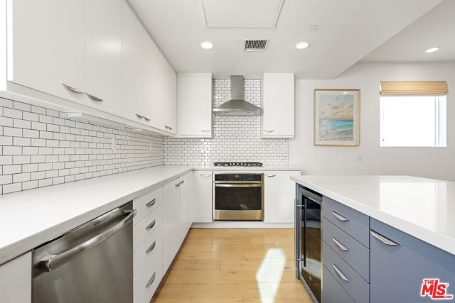 3 Bed Home for Sale in Valley Village, California