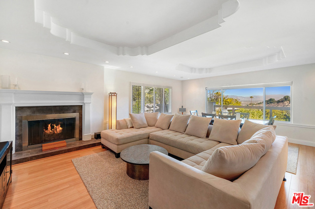 3 Bed Home for Sale in Sherman Oaks, California