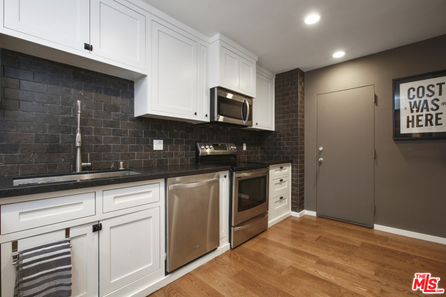 2 Bed Home for Sale in Encino, California