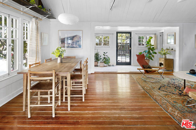 2 Bed Home for Sale in Los Angeles, California