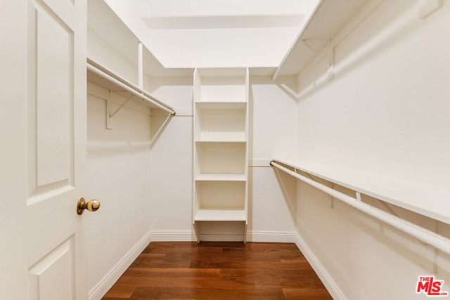 3 Bed Home for Sale in Los Angeles, California