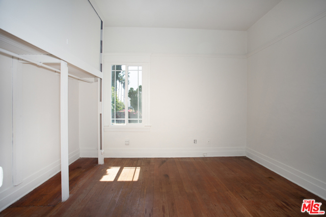 2 Bed Home for Sale in Los Angeles, California