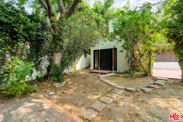 3 Bed Home for Sale in Los Angeles, California