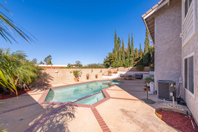 4 Bed Home for Sale in Newbury Park, California